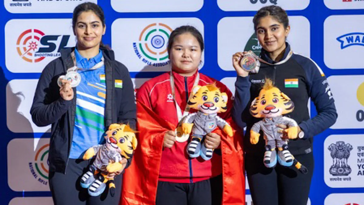 Asian rifle/pistol c’ship: Manu settles for silver, Esha bags bronze in ...