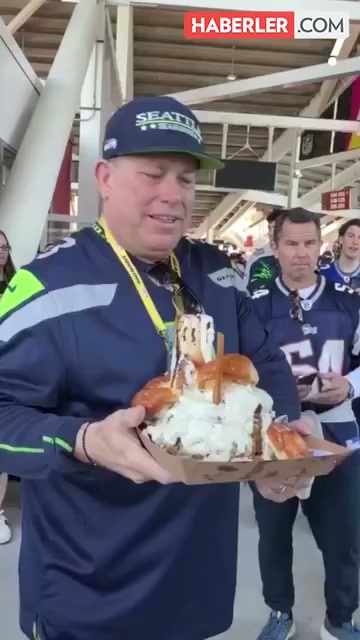 Tartışma yaratan hamburger! "Pahalı" diyen de var, normal bulan da