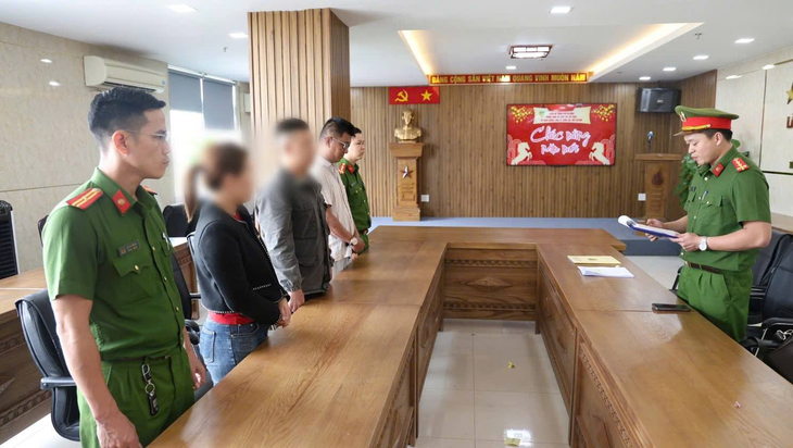 Lộ diện đường dây sản xuất, buôn bán sơn, bột trét tường giả quy mô lớn ở Đà Nẵng