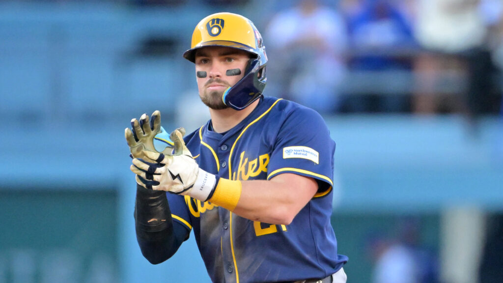 Rumor: Red Sox acquire Caleb Durbin from Brewers<br><br>