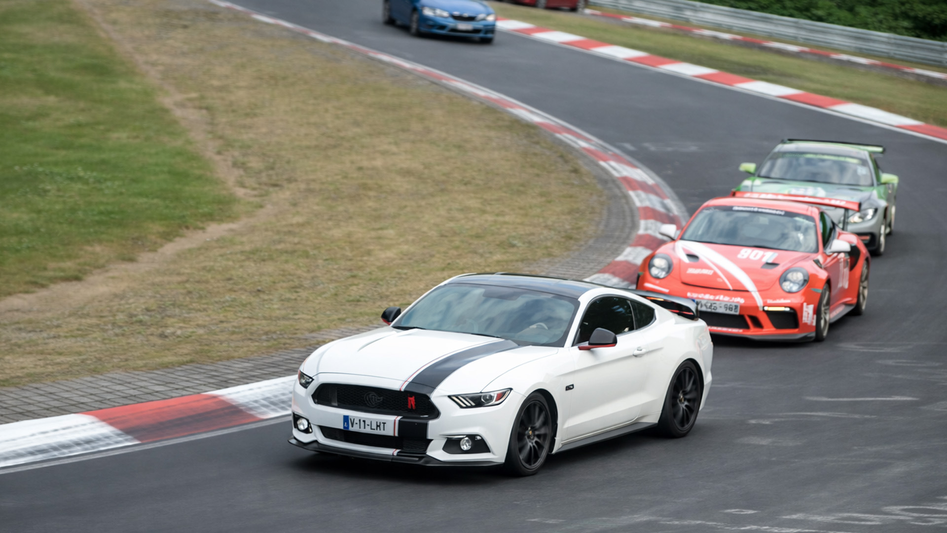 Nürburgring traffic action and risky driving moments