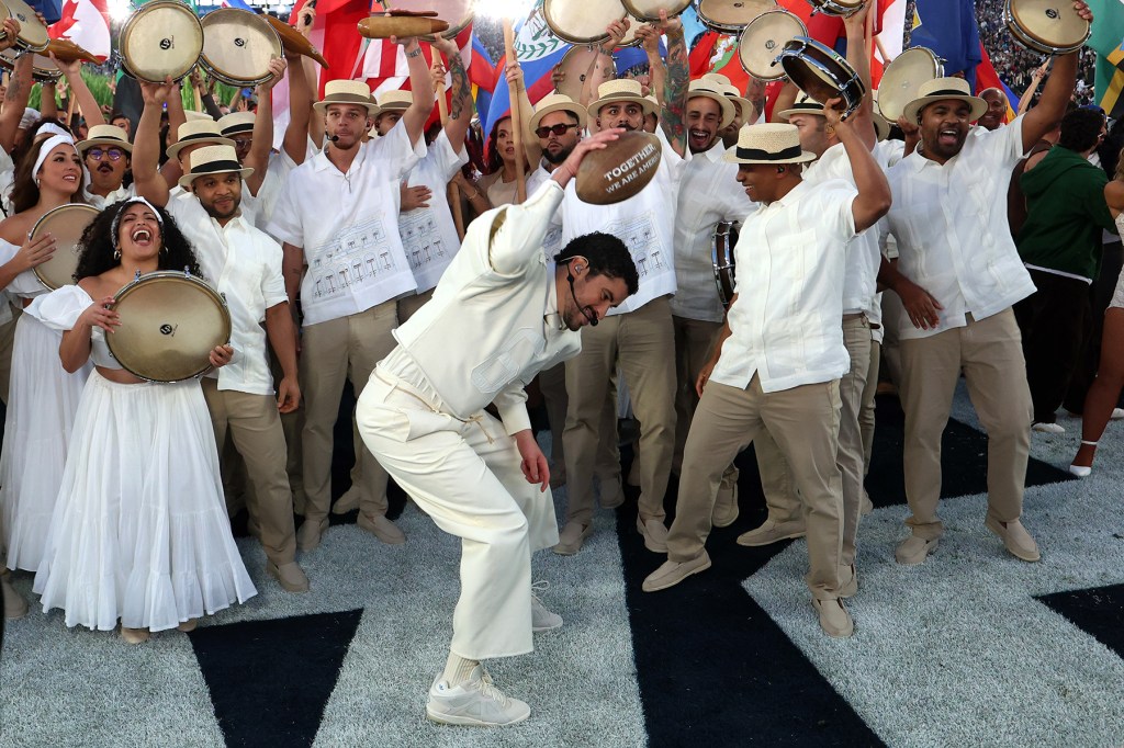 Right-wingers who boycotted halftime show still saw enough of it to be ...