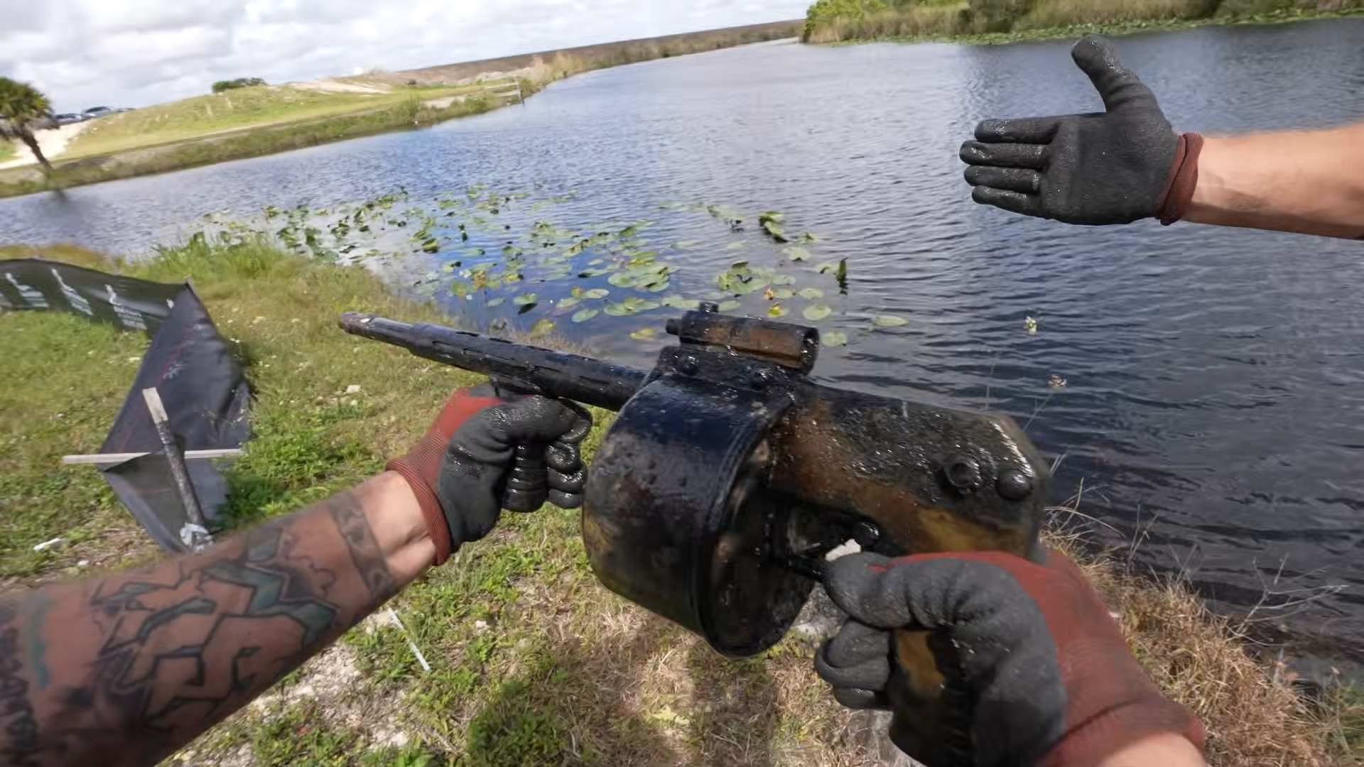 A Tommy gun was hidden in the water… magnet fishing exposed it