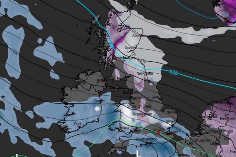 Storm lasting six days forecast to bury UK with 40 inches of snow