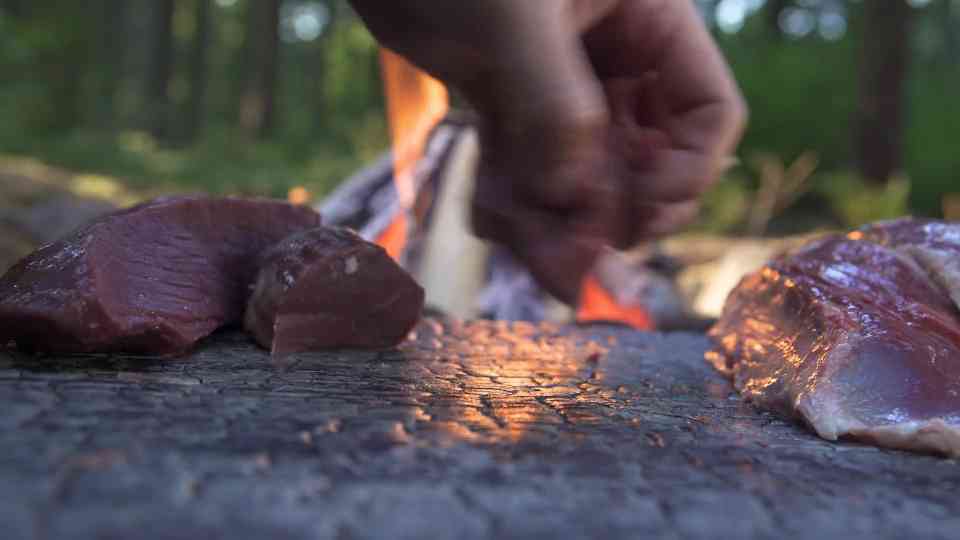 How hunters cooked meat for centuries