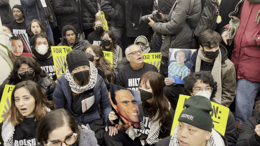 Anti-ICE protesters arrested after NYC hotel lobby takeover: Police<br><br>