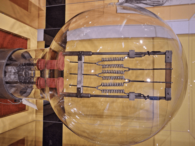 Scientists replicated Edison’s 1879 light bulb experiments and