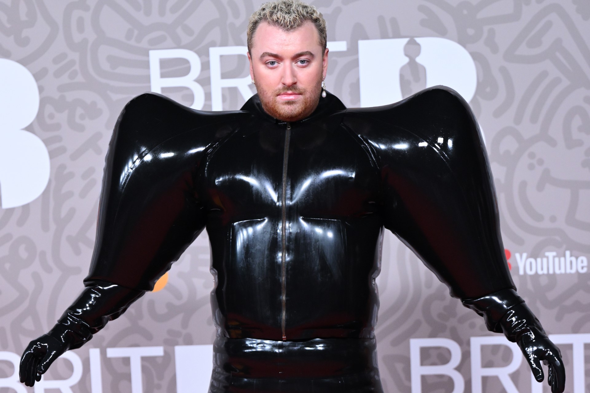Celebrities who took fashion to the extreme: Hot or not?