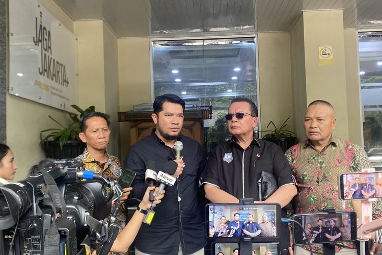 Ahli AI, Ridho Rahmadi, menghadiri pemeriksaan sebagai ahli untuk Roy Suryo cs dalam kasus tudingan ijazah Jokowi palsu, Rabu (28/1/2026).