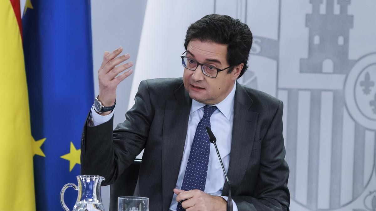 El Gobierno pone en marcha la jornada de 35 horas para los empleados ...