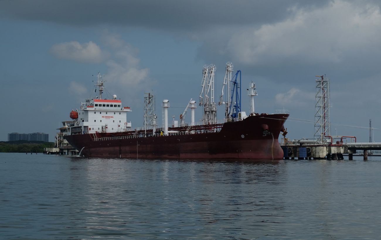 Ukraine's intel uncovers 60+ Russian, Iranian, Venezuelan shadow fleet ...