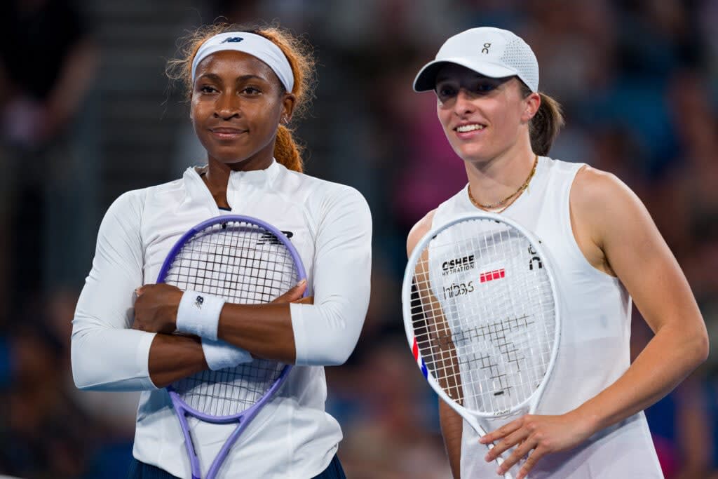 Coco Gauff breaking her tennis racket leads to Iga Swiatek’s blunt ...