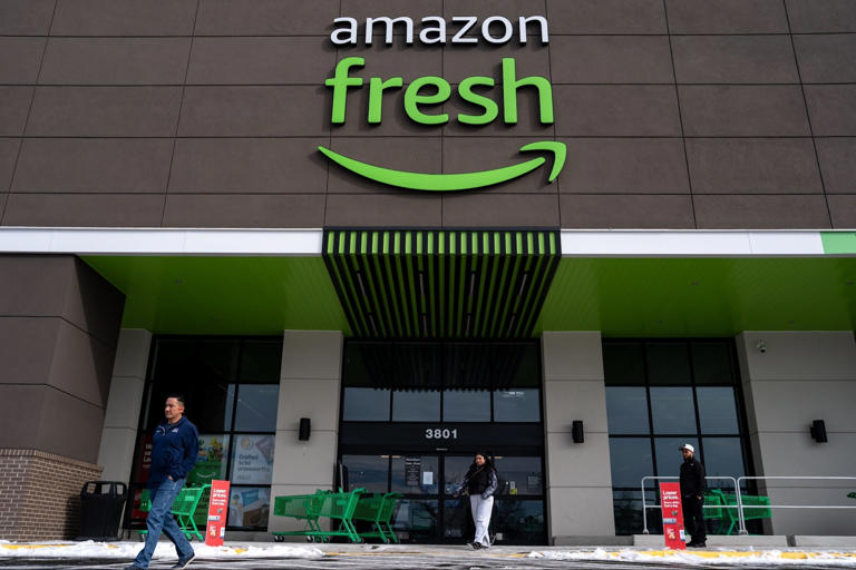Amazon is shutting down every Amazon Go and Amazon Fresh store. Here's ...