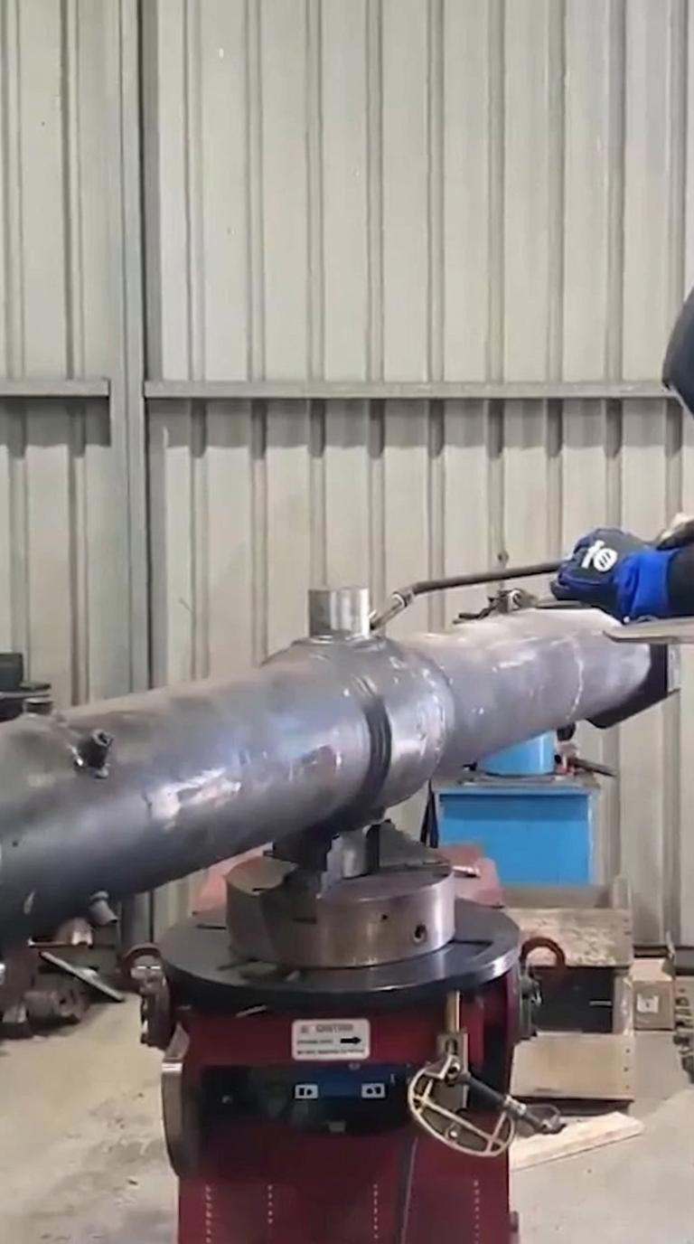 Reviving CAT’s largest dozer