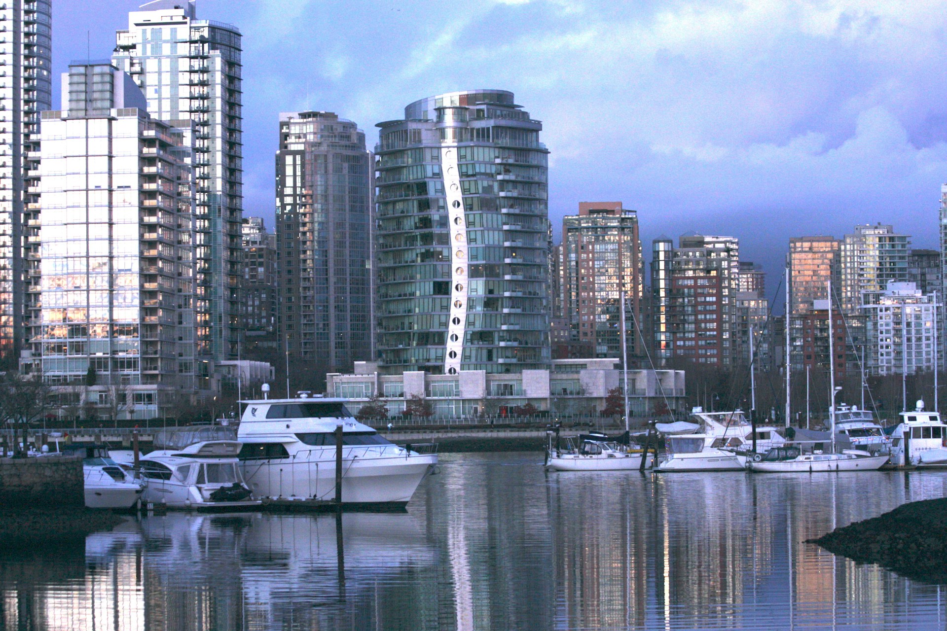 Beach retirement: BC vs. California on $800k