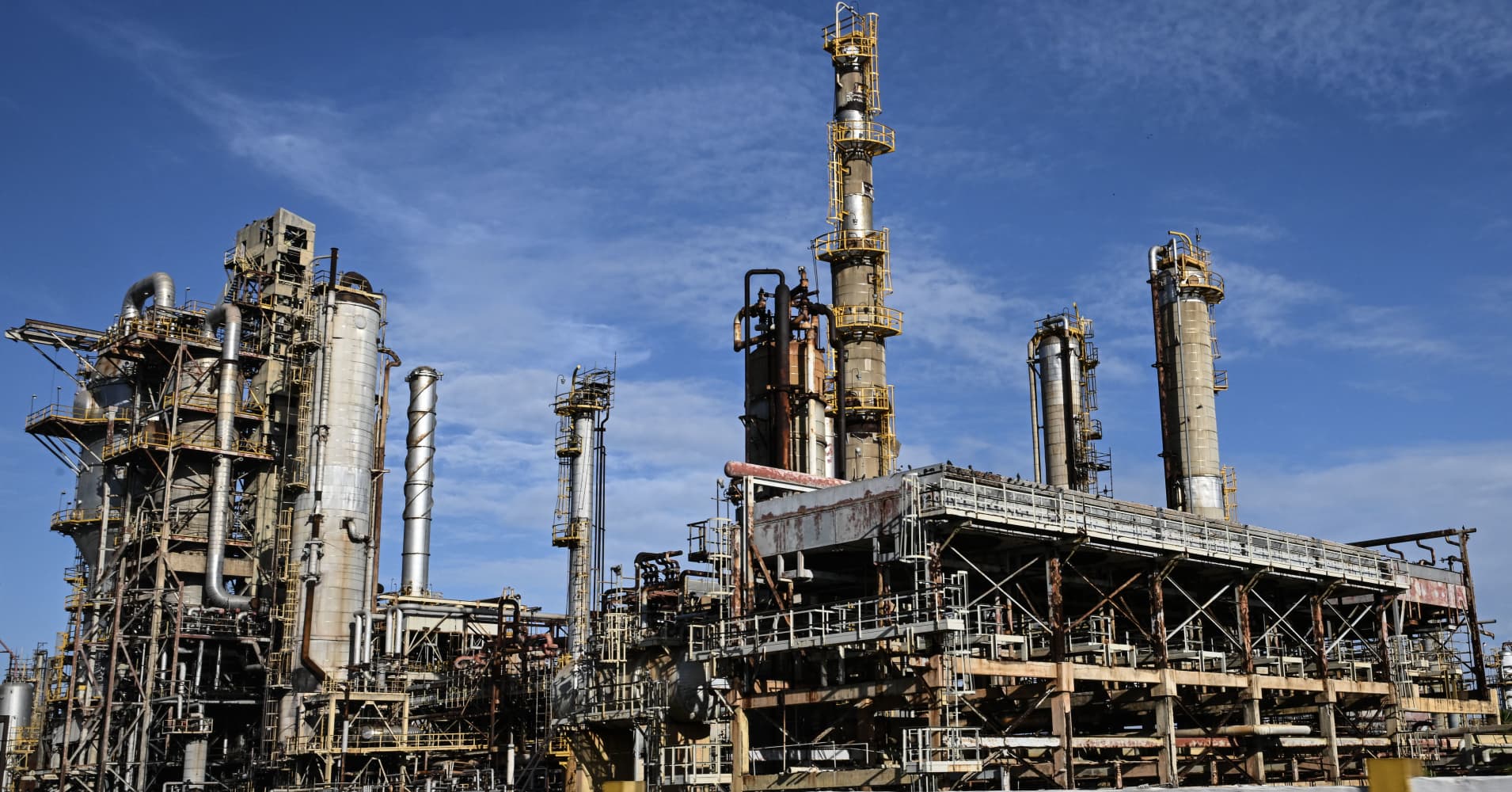 Can Venezuela get back to producing 3 million barrels of crude oil a day?