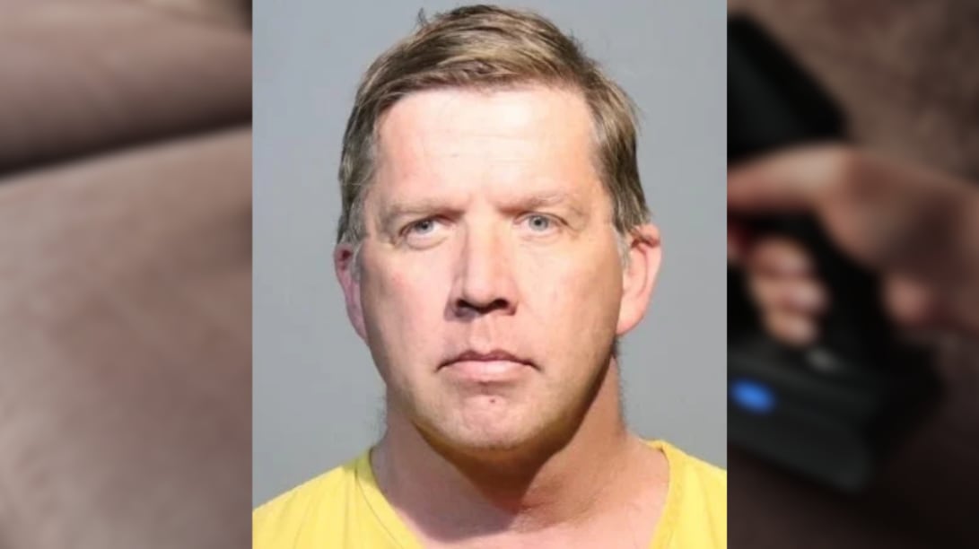 Man arrested for performing sex act with vacuum cleaner at Kissimmee ...