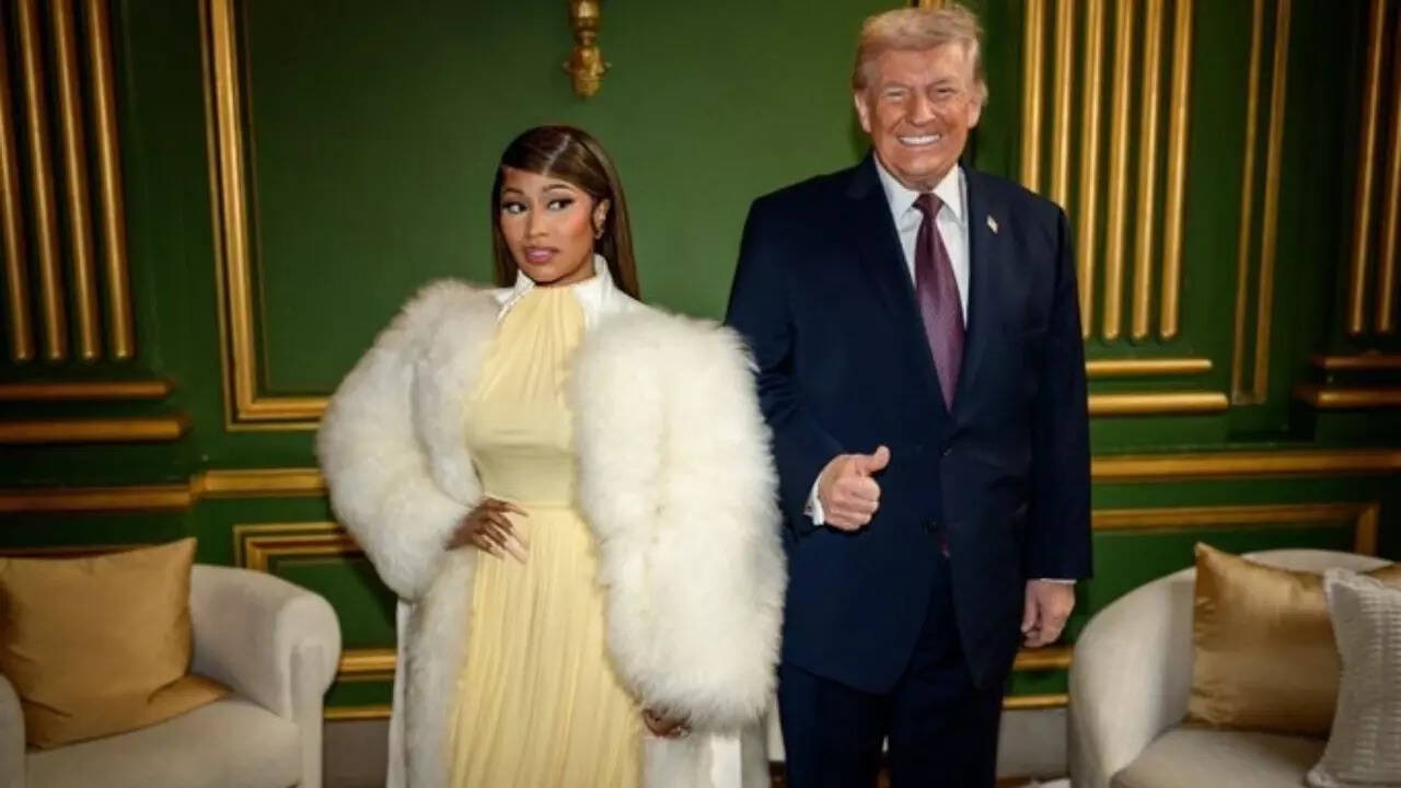 Nicki Minaj calls herself Donald Trump's 'No. 1 fan'; shows off 'Trump ...
