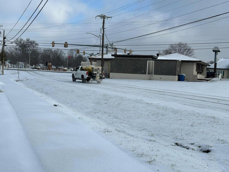 Duplin County crews work to clear secondary roads after snowstorm