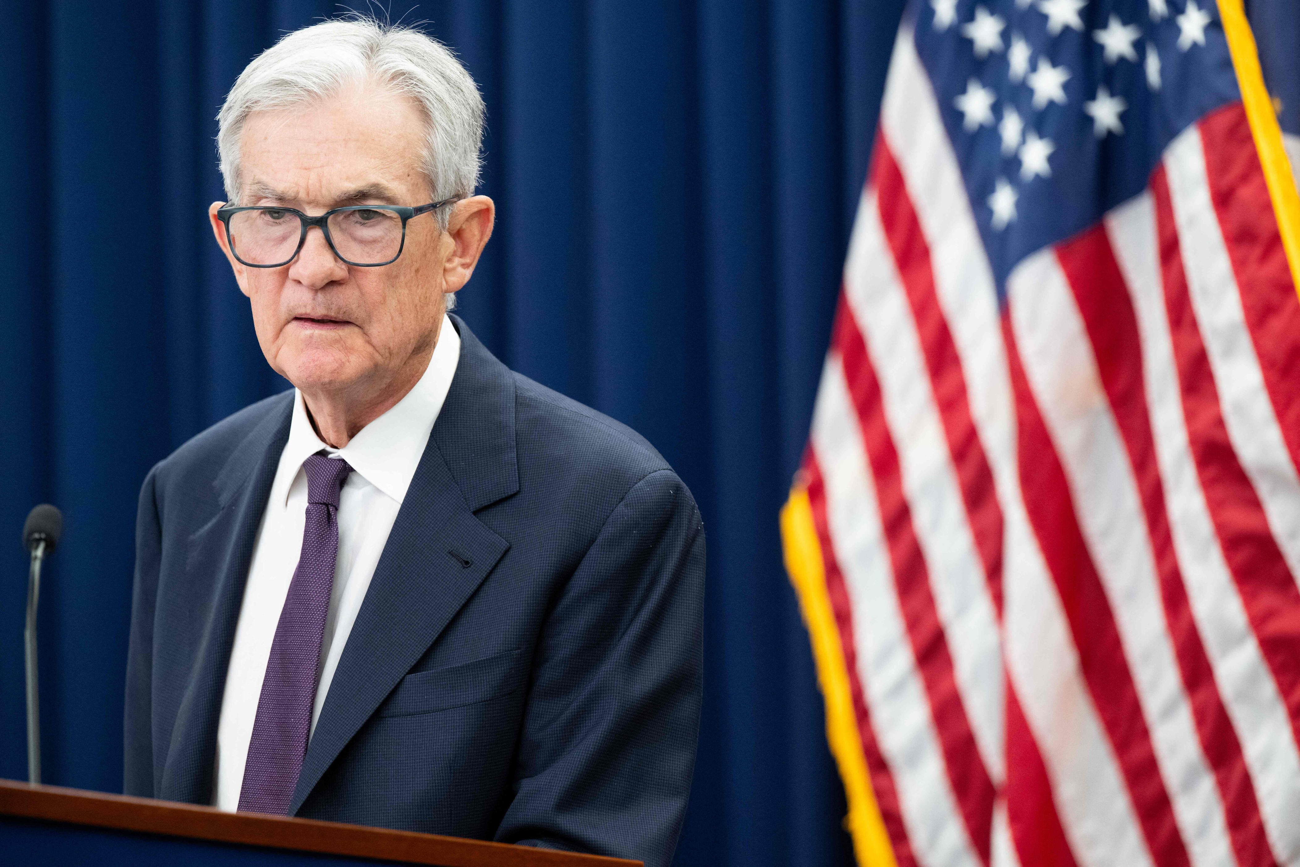 Federal Reserve keeps US interest rates steady