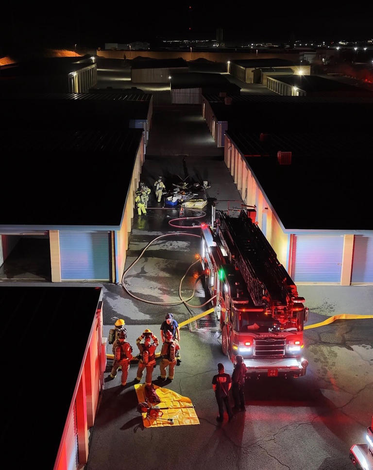 Early morning fire damages storage units in Hurricane