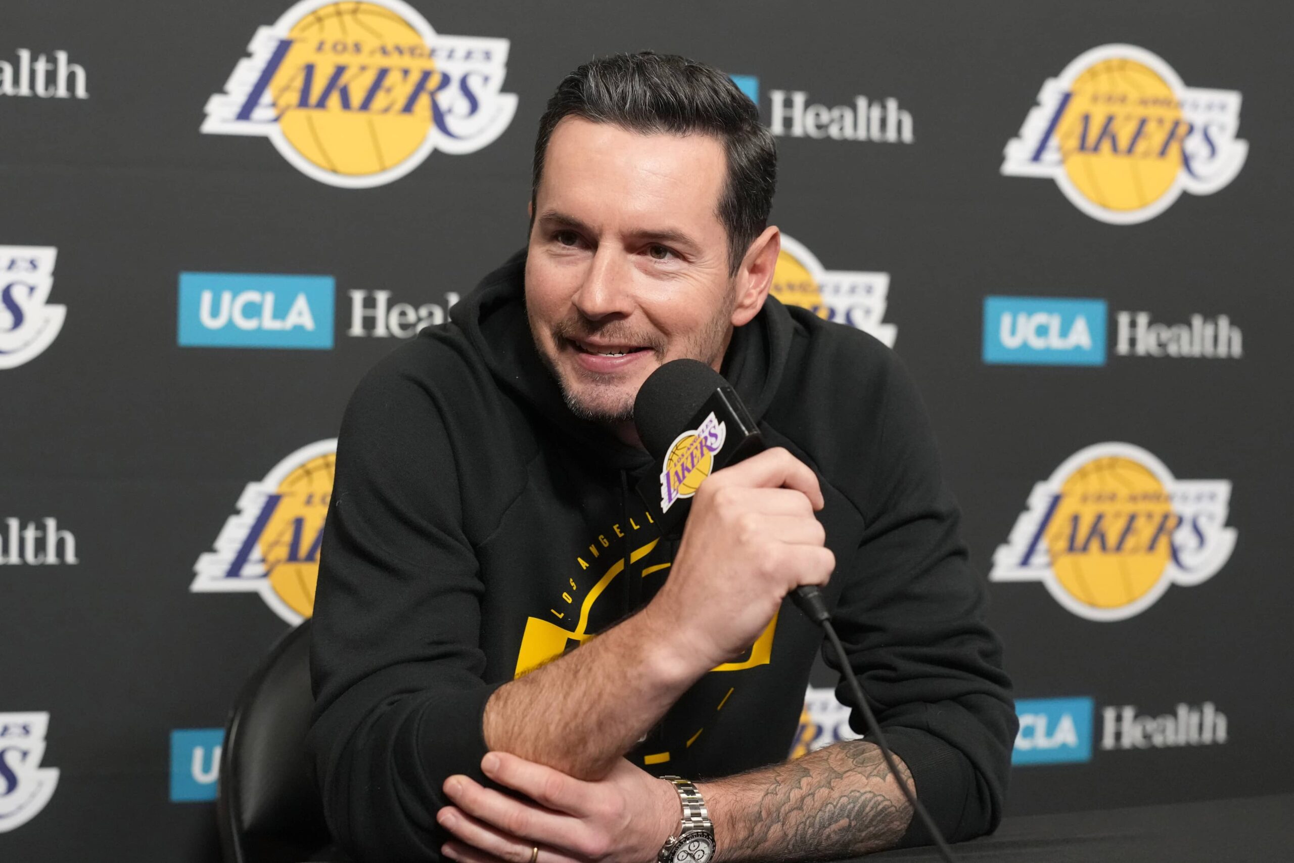 NBA rumors: Lakers are interested in 6 players ahead of trade deadline<br><br>