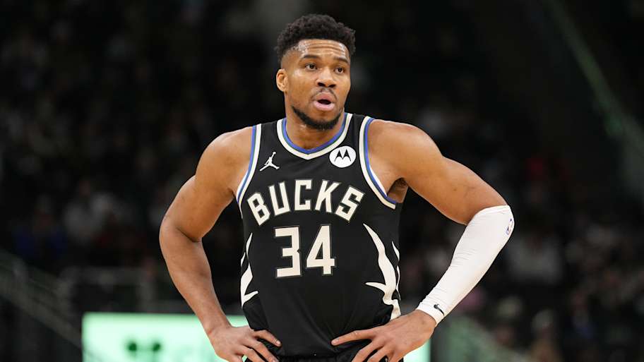 NBA mock trade: San Antonio Spurs acquire Giannis Antetokounmpo in blockbuster deal