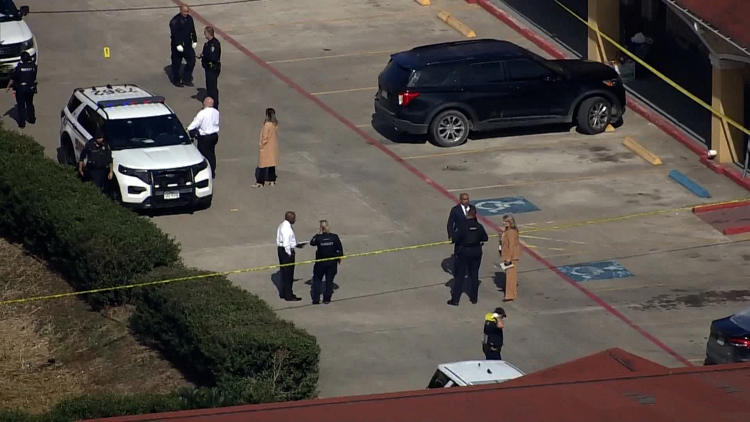 Arrests made after deputies found man dead in hotel bathtub while ...
