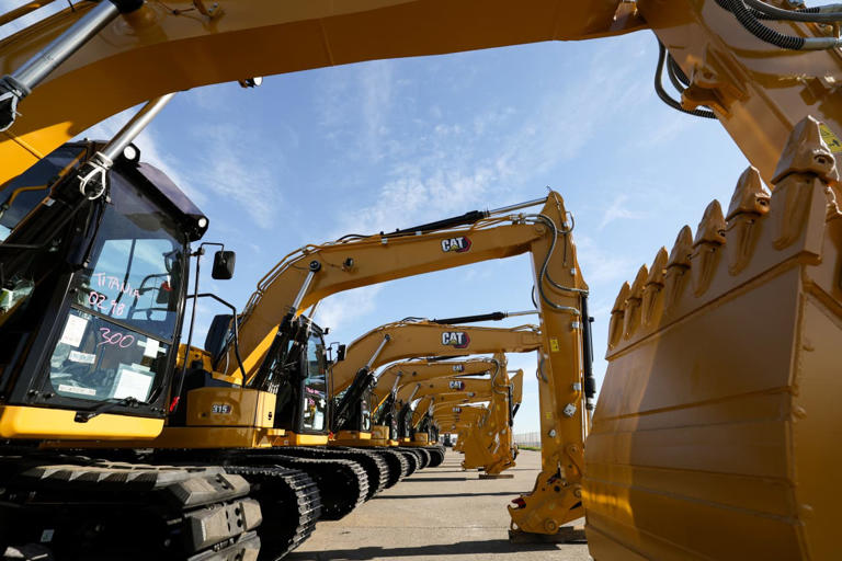 Caterpillar stock gains after earnings. How it became a surprise AI play.