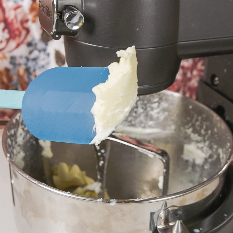 PSA: You only need one ingredient to make homemade butter