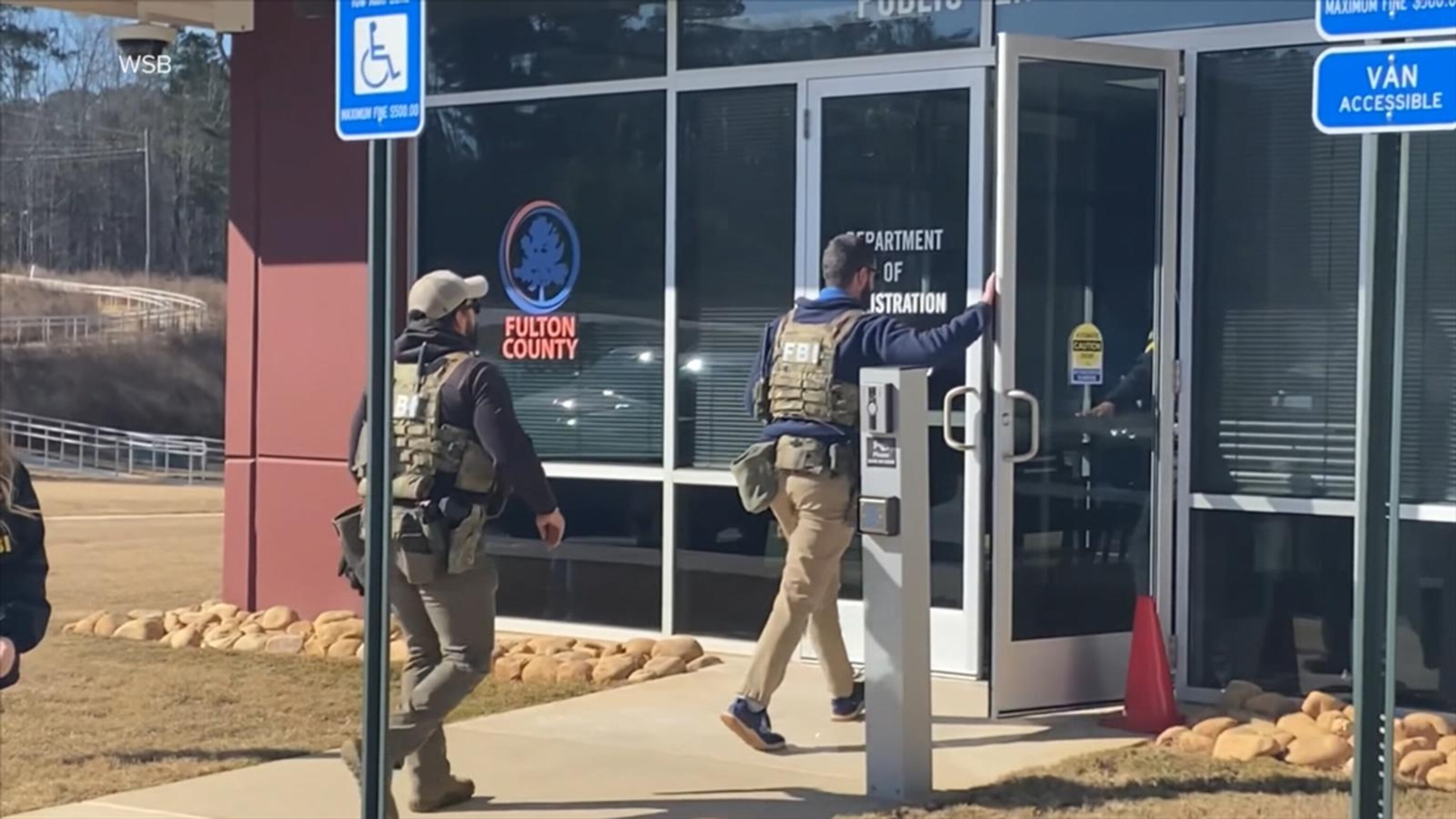 FBI raids Georgia election office as Trump demands investigation into 2020 election<br><br>