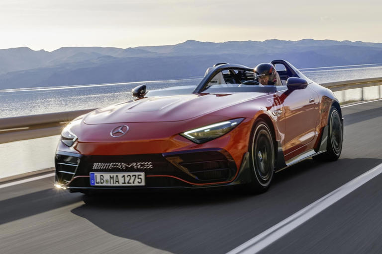 Mercedes-Benz Mythos special previews V8-powered AMG CLE63