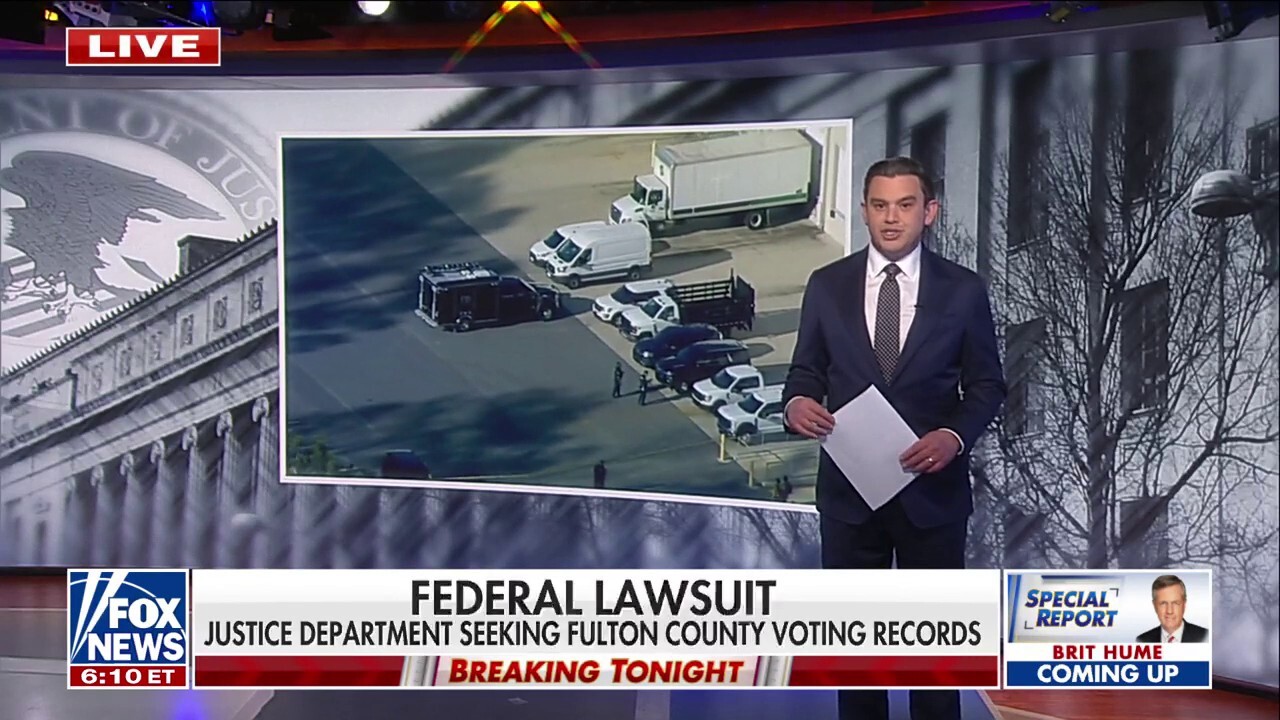 FBI agents reportedly conducting ongoing raid at Fulton County election office<br><br>