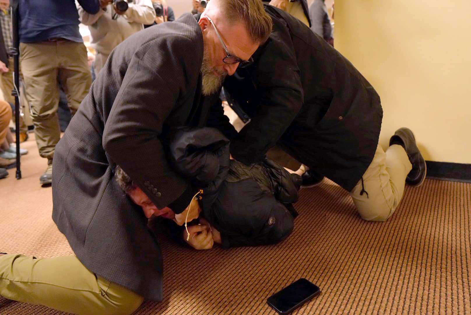 Man arrested after spraying unknown substance on Rep. Ilhan Omar