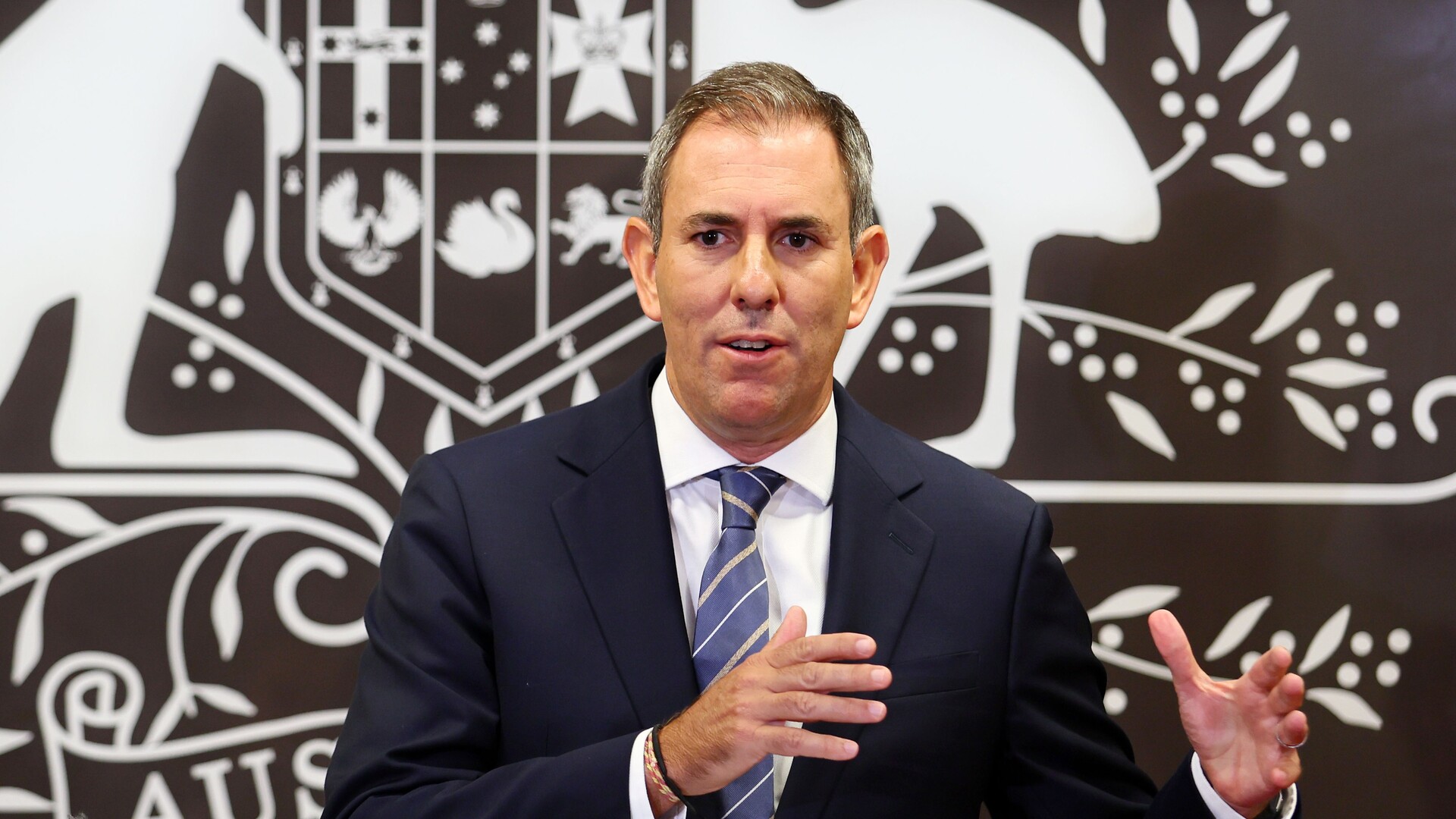 ‘Take responsibility’: Labor throws ‘body blow’ rate hike at ‘everyday ...