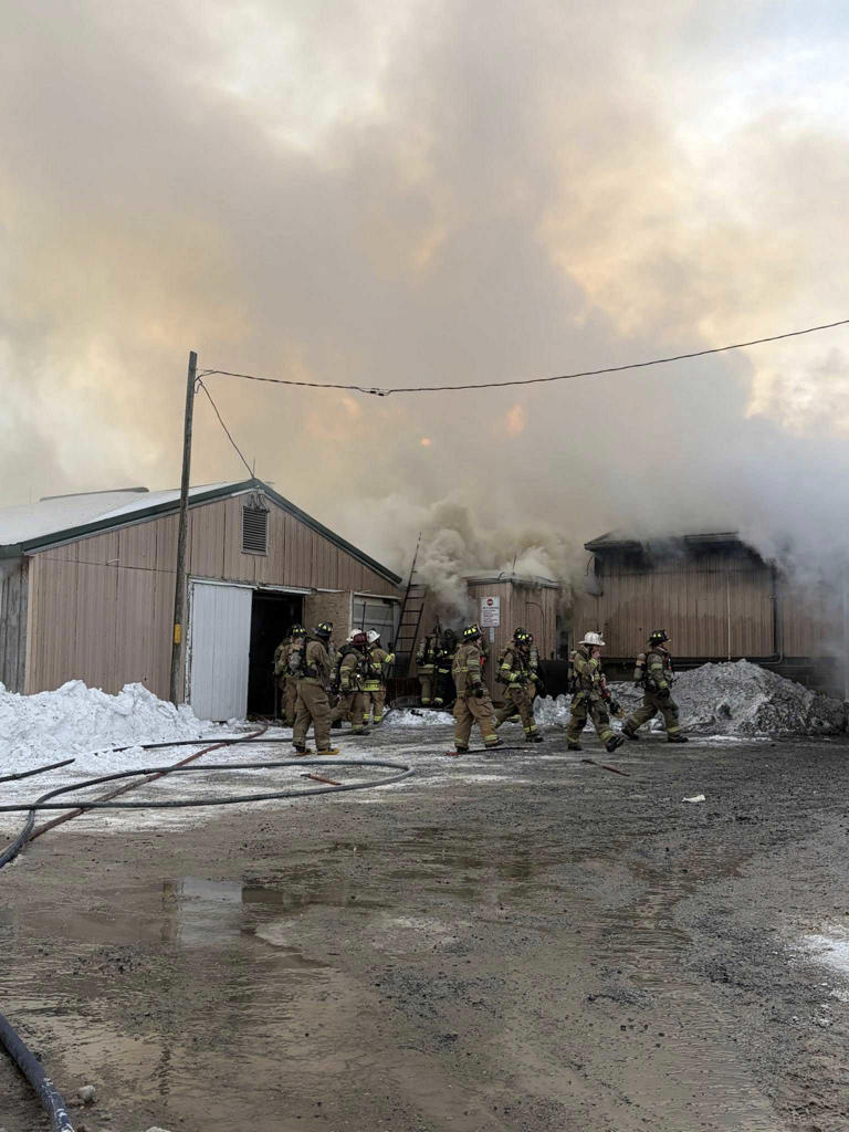 Emergency crews respond to chicken house fire in Lancaster County