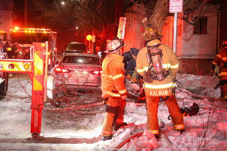 Red Cross assisting 2 people after fire spreads through 3 rowhomes in ...