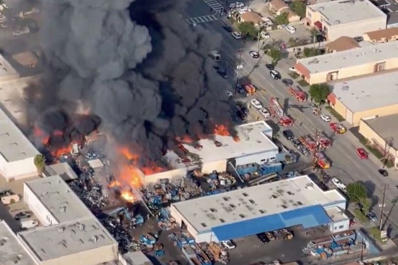 Massive fire erupts in Los Angeles structure after propane tanks explode