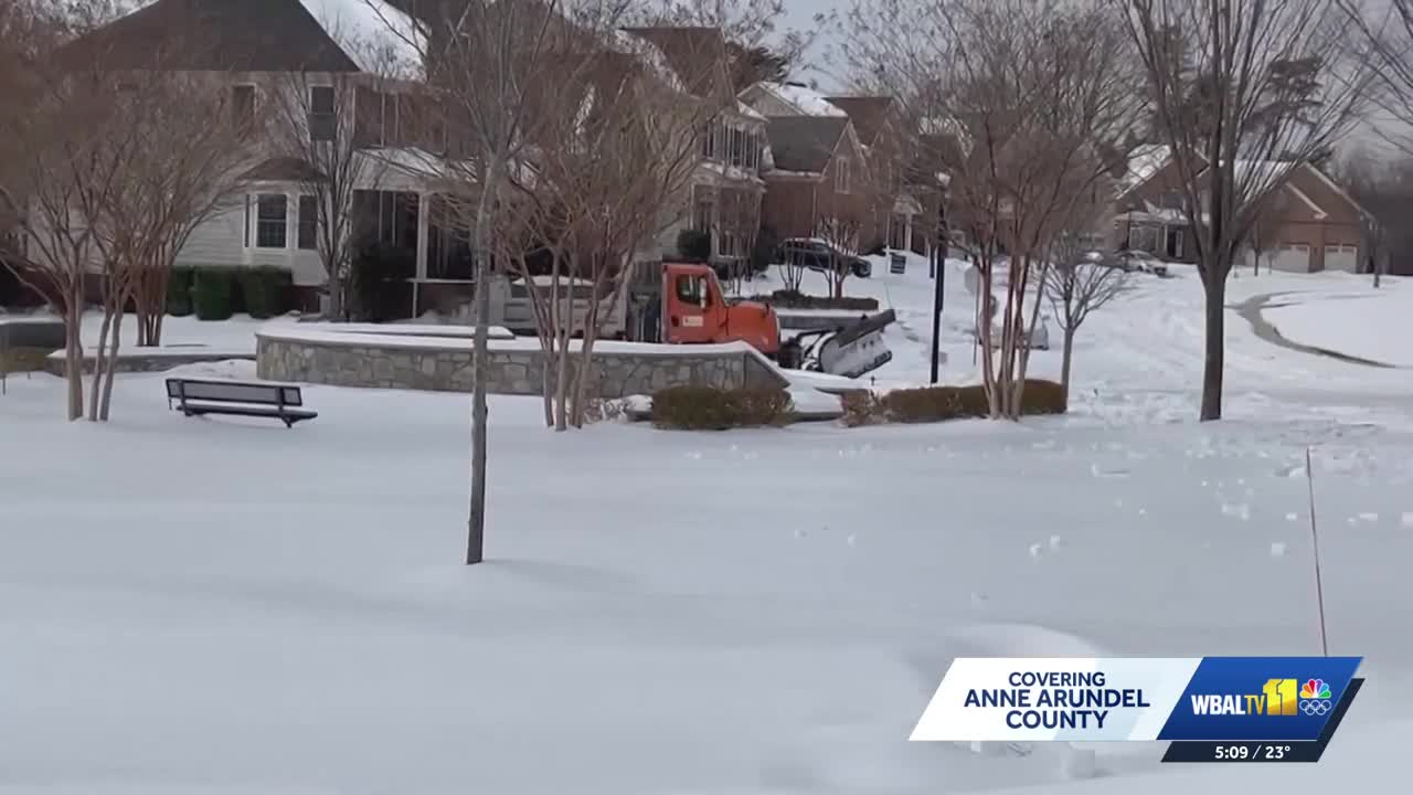 Snow plow arrives in Severn Forest, 3 days after snowstorm<br><br>