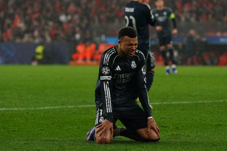 Trent Alexander-Arnold left helpless as Real Madrid Champions League ...