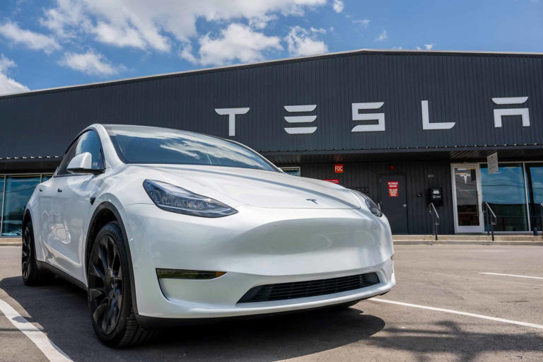 Tesla ending Model S & X production