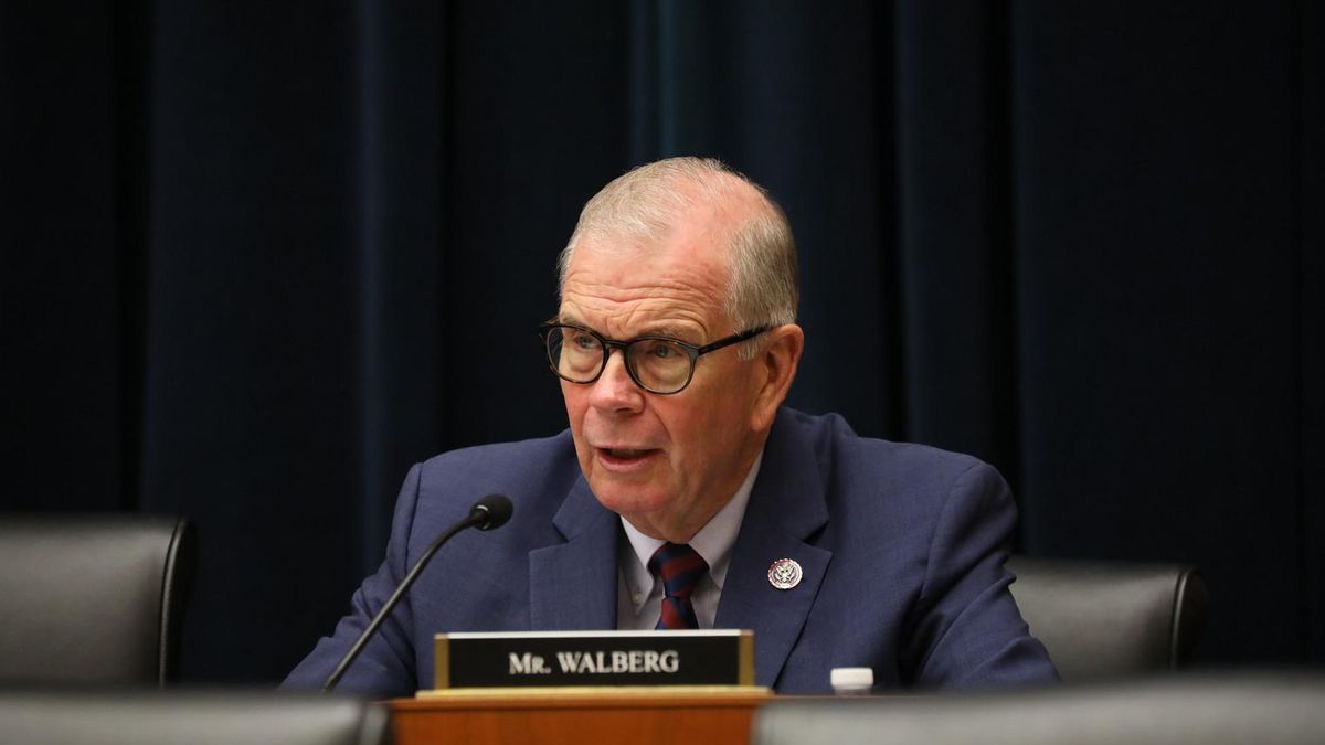 Tim Walberg, el referente del ala más dura de Trump que aterrizó en ...