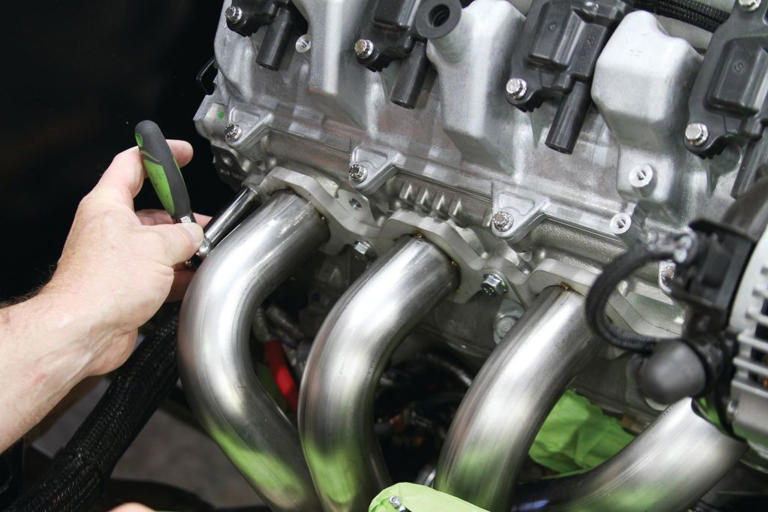 Tips for installing a modern GM V8 into an older car or truck