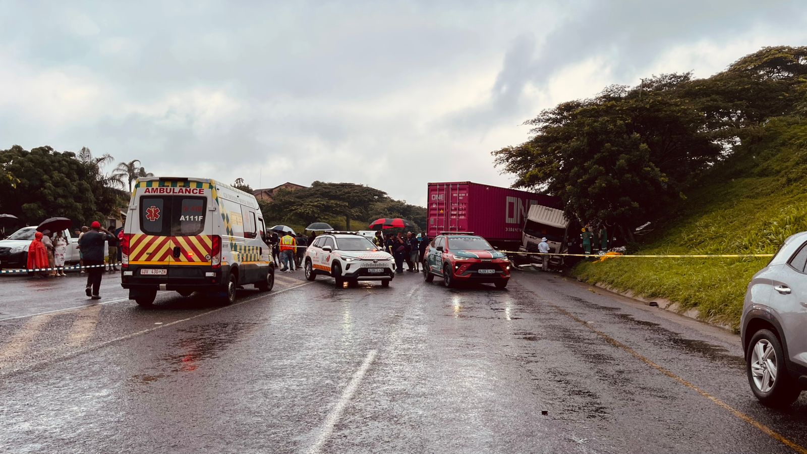 Update: At least 11 killed in crash on R102 in Durban