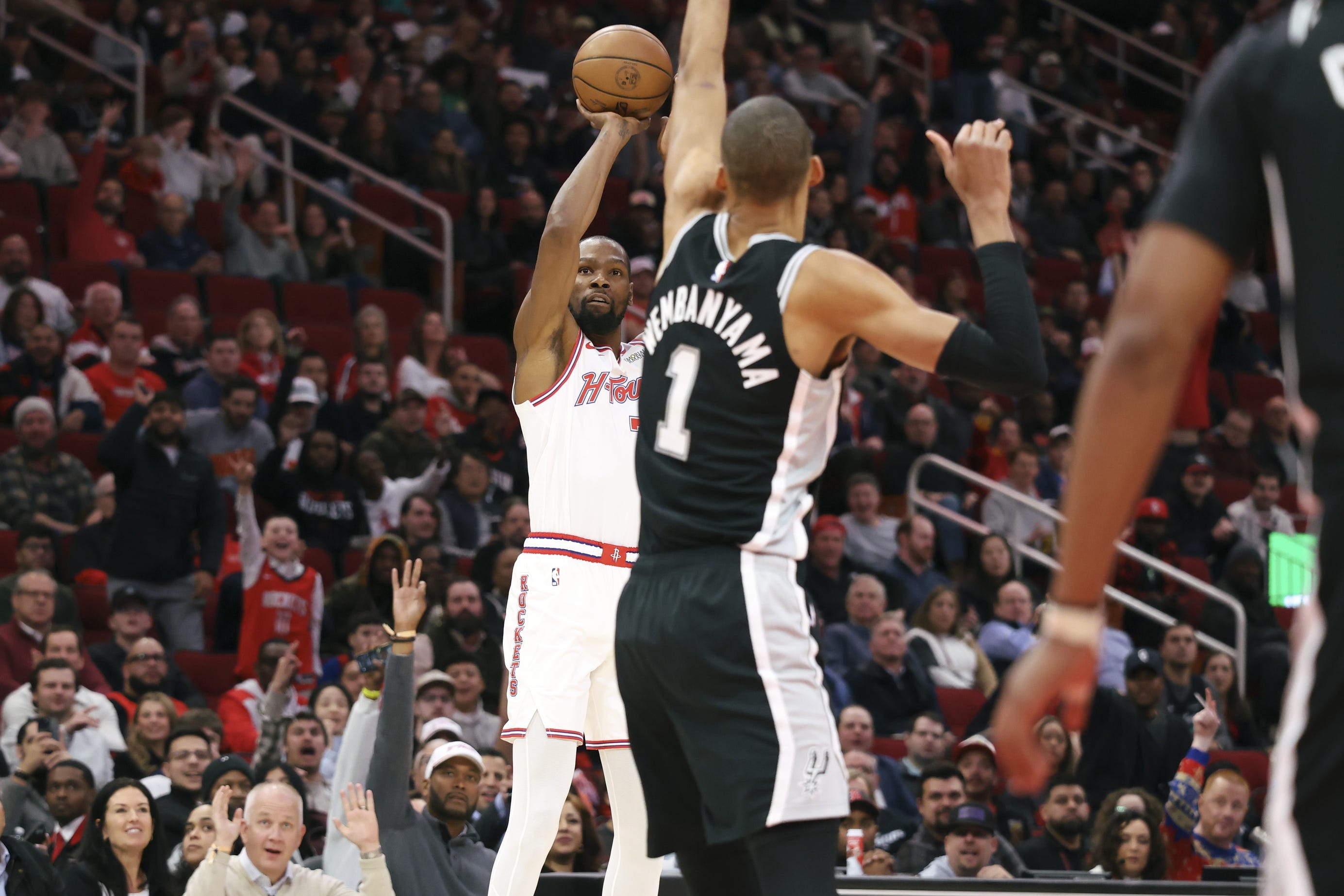 Top 10: Rockets star Kevin Durant joins NBA’s all-time 3-point leaders