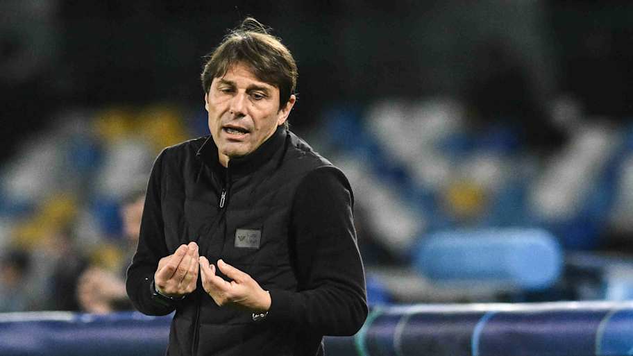 Antonio Conte: «Un jugador de primera clase del Chelsea hizo pagar sus errores al Nápoles»