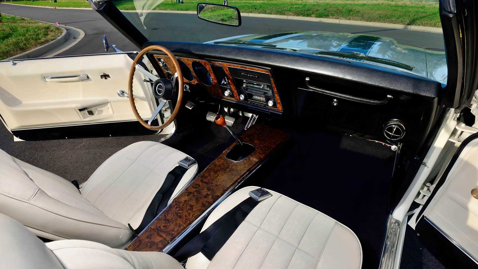 1969 Pontiac Firebird Trans Am Convertible Interior