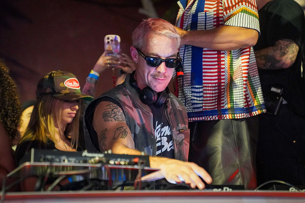 Diplo says he likes gay bars because gay people are 'actually having fun'