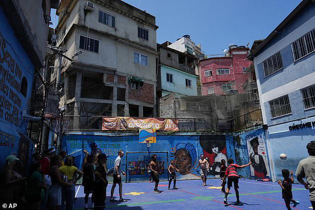 Rio favelas hot new destination with record visitor numbers - but ...
