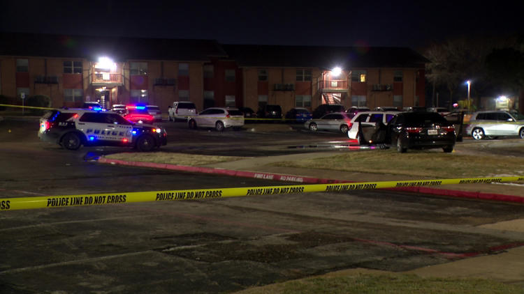 One person killed in southern Dallas shooting, police say